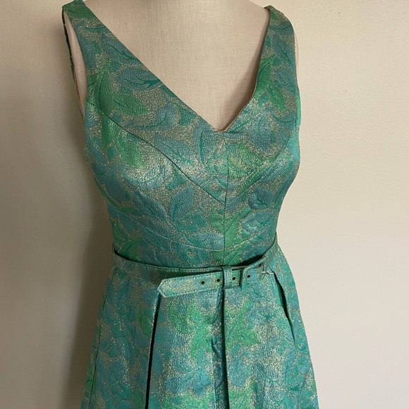 Metallic Eva Franco floral dress - Picture 2 of 8